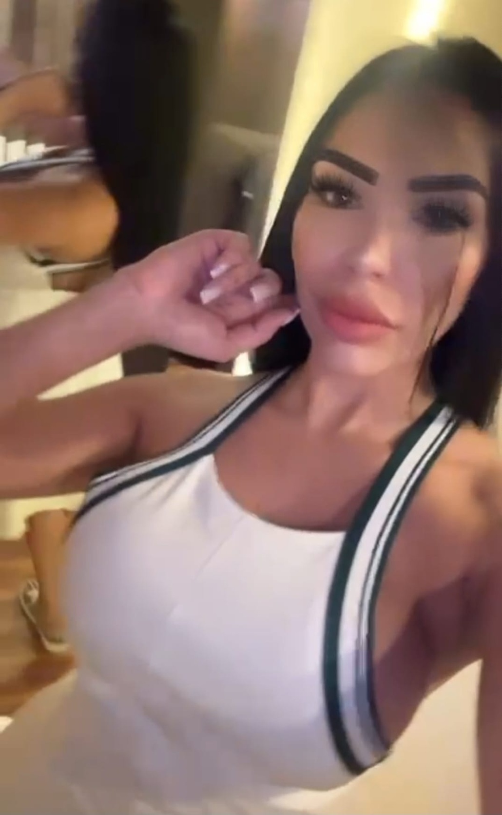 680615957|LUCIANA|Puta
