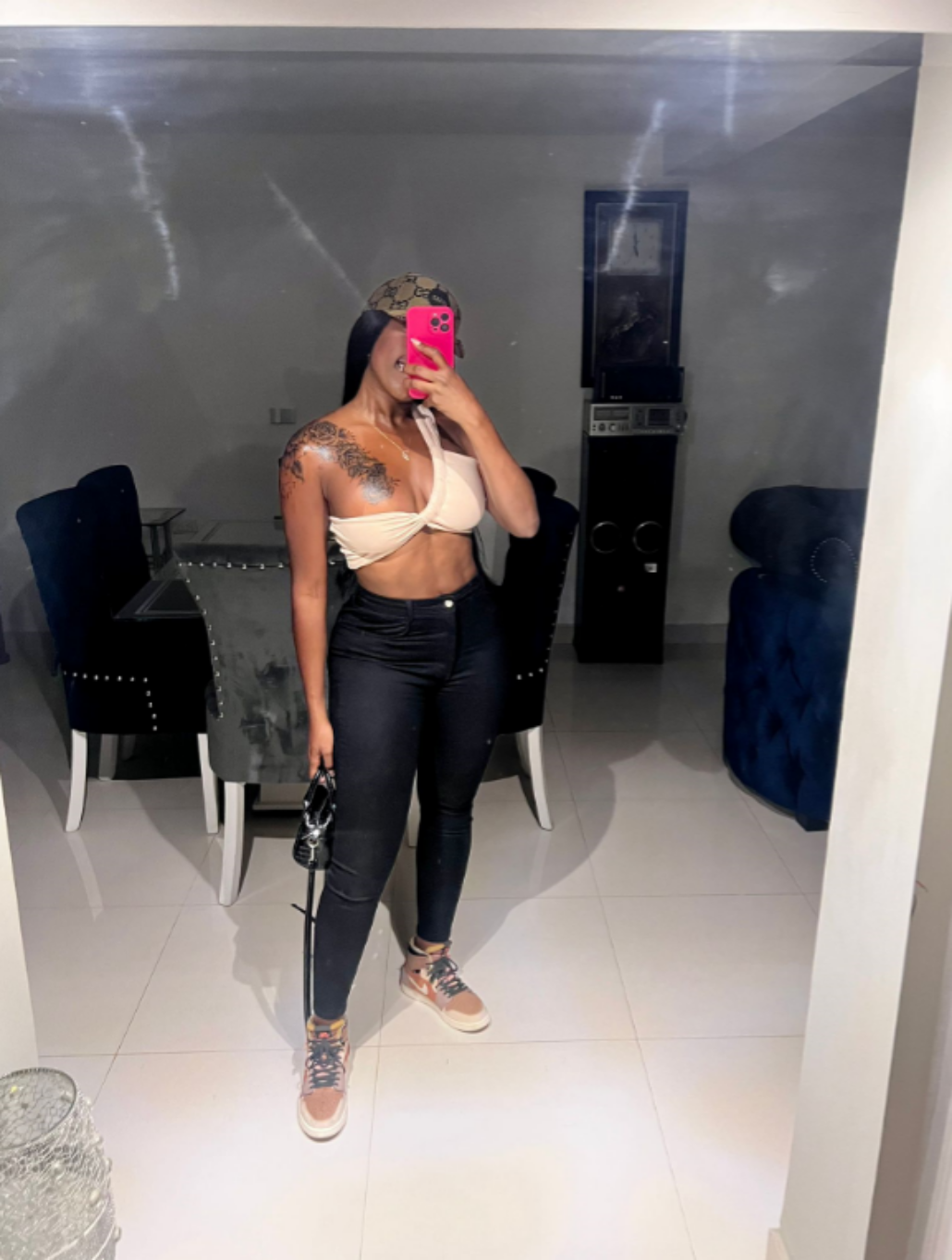 627619857|MARTINA|Chica