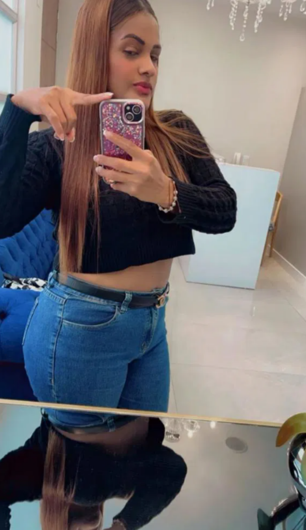 696561713|ANGY|Chica