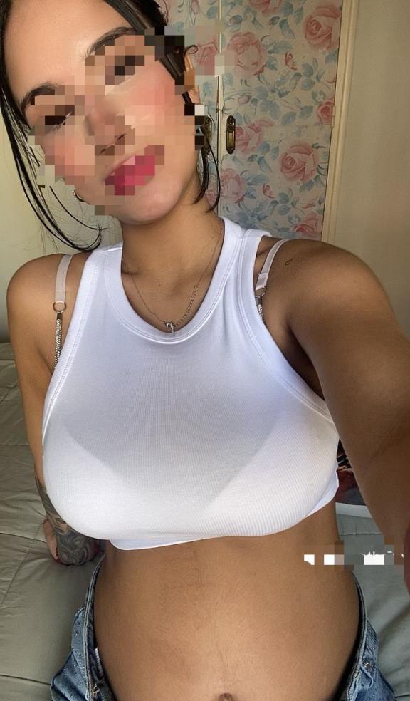 645217816|EMILY|Chica