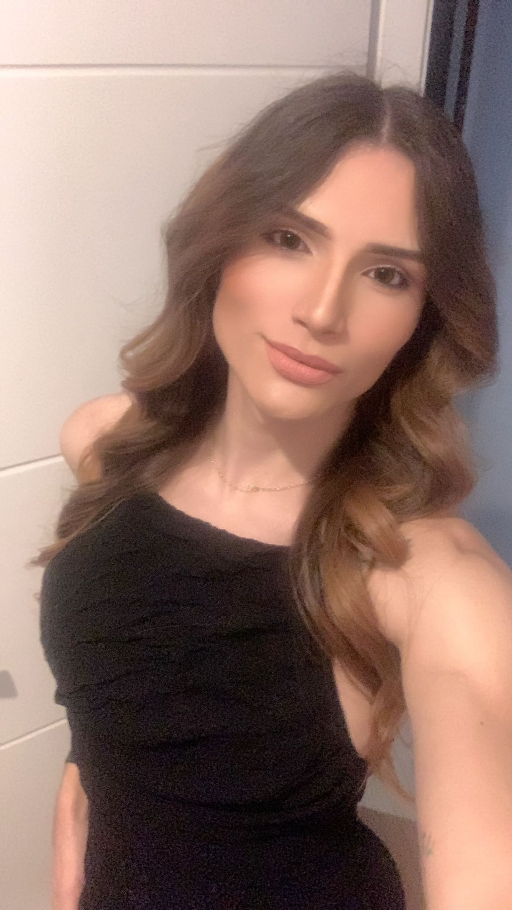 699395247|ROUSE|Transexual