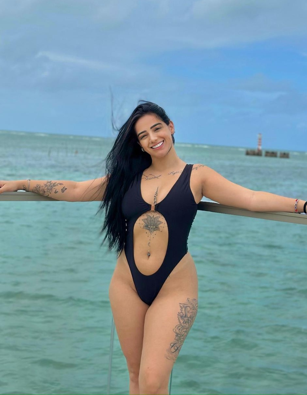 632514241|MIRELLA VITURINI|Chica