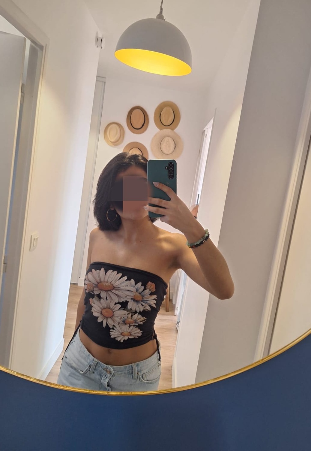 613619750|ALI|Chica