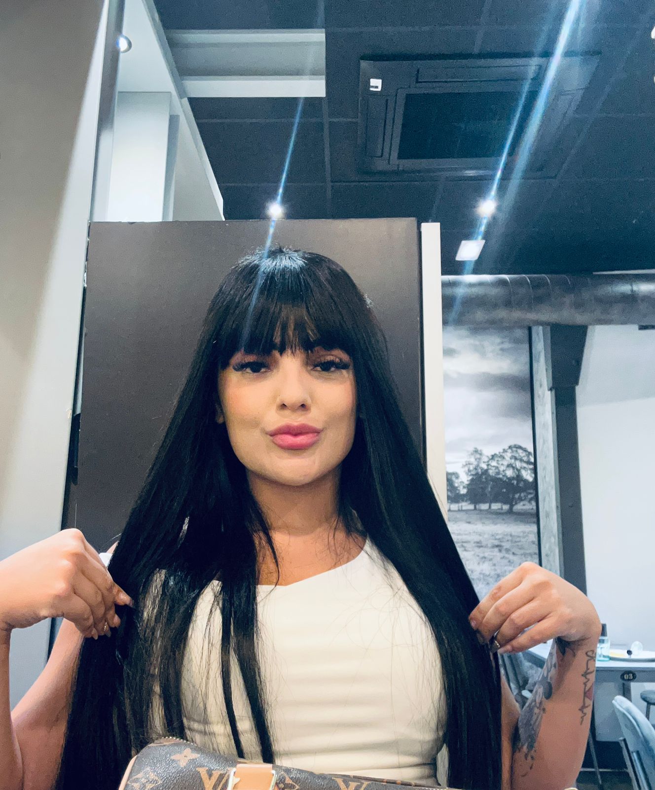 638424211|THAMIRES|Chica
