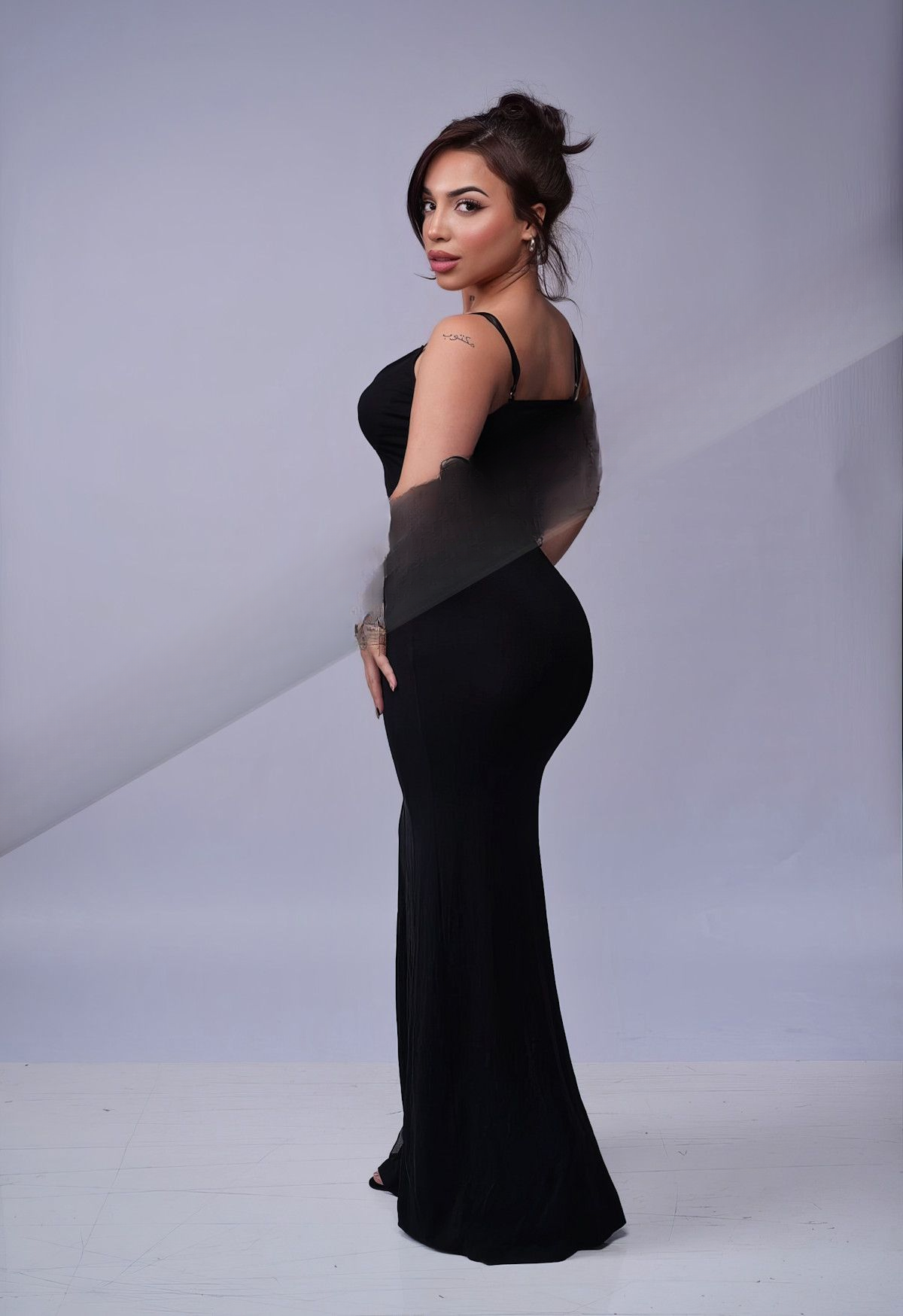 665364208|CHANELLE|Chica