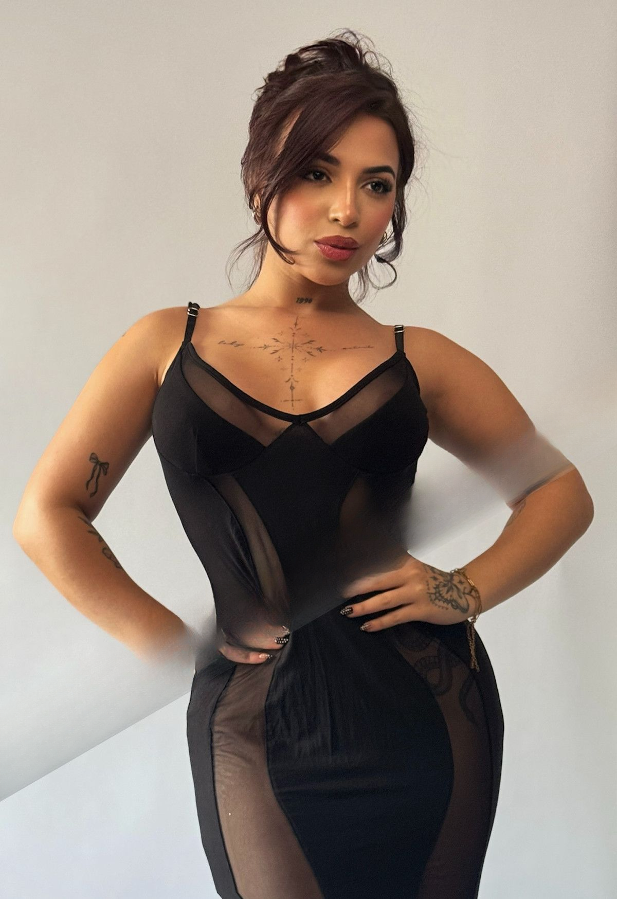 665364208|CHANELLE|Chica