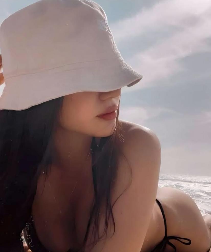 624432047|LAURA|Chica