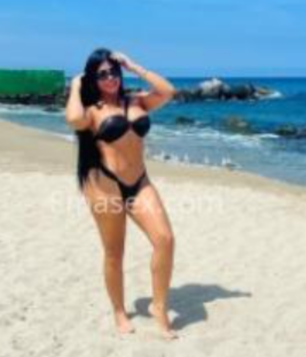 614740231|MIA|Chica