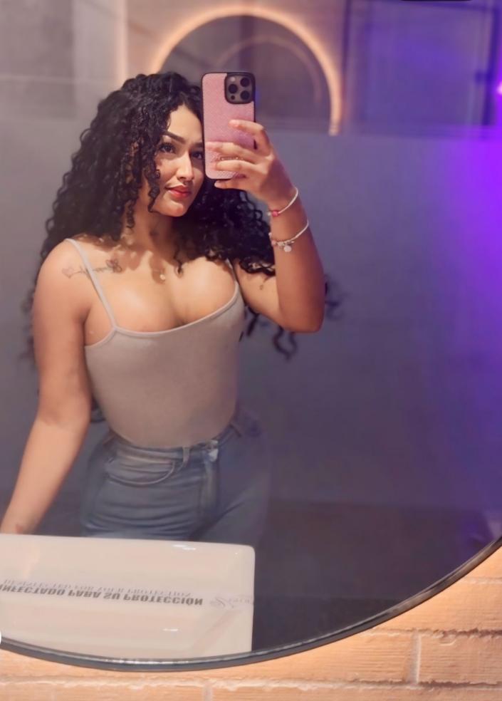 614186245|CAMILA|Chica