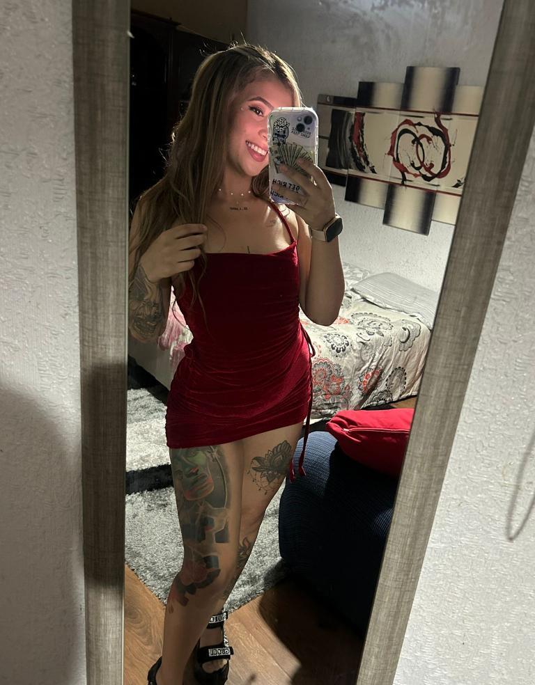 613369584|MADISON|Chica