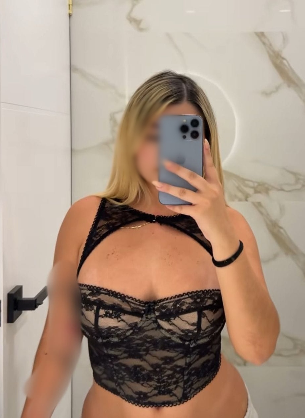 613838852|VALENTINA|Escort