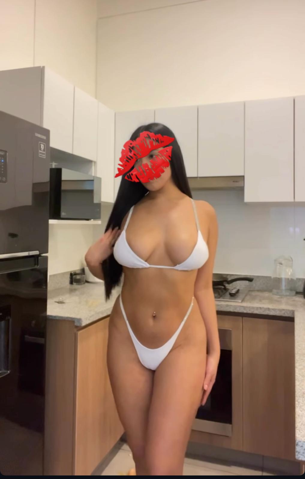 602581850 | SOL | Chica