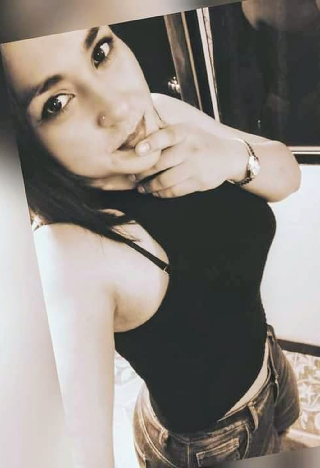 943465622|JHOANA|Chica