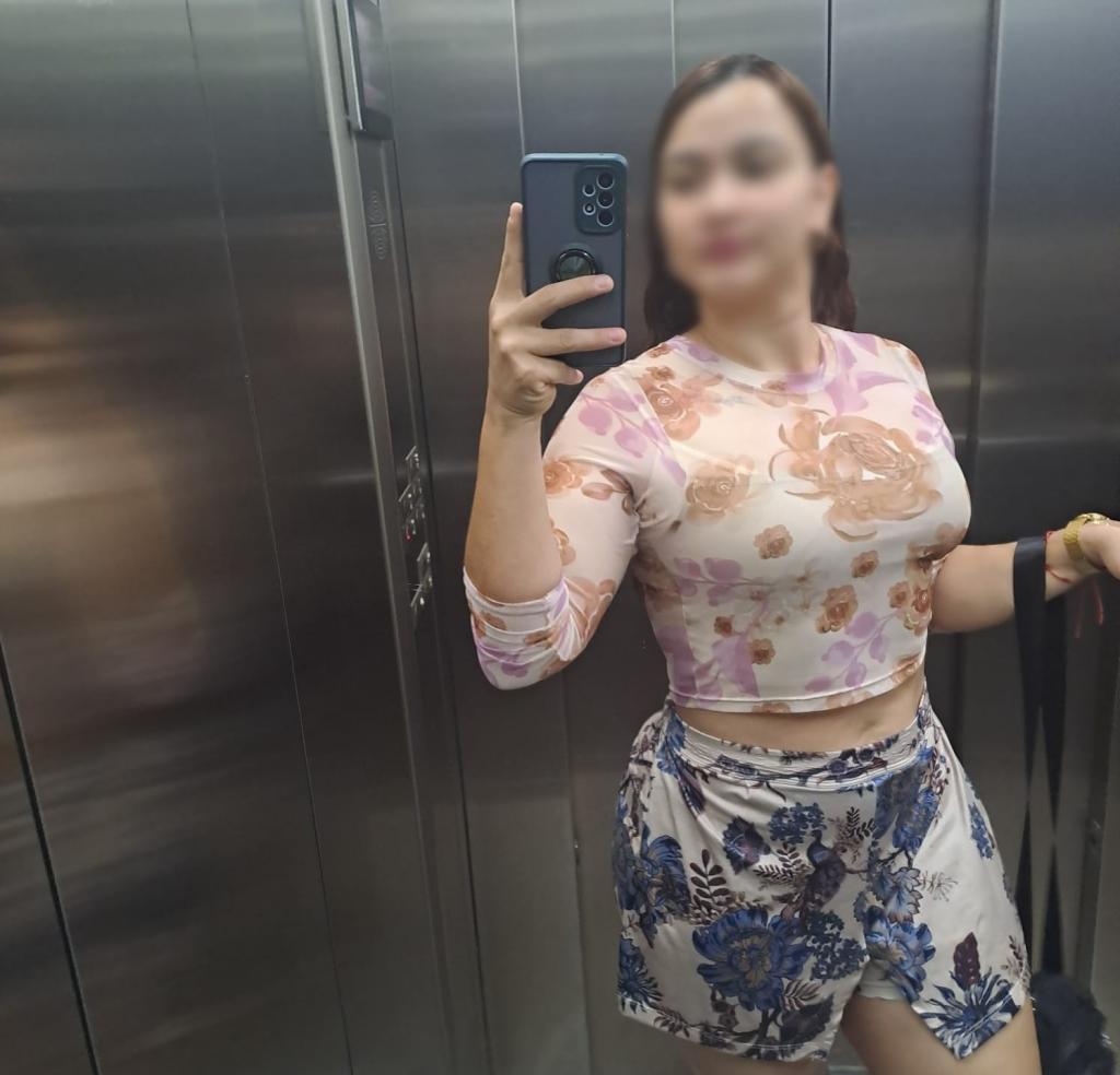 663858116|LUCIA|Chica
