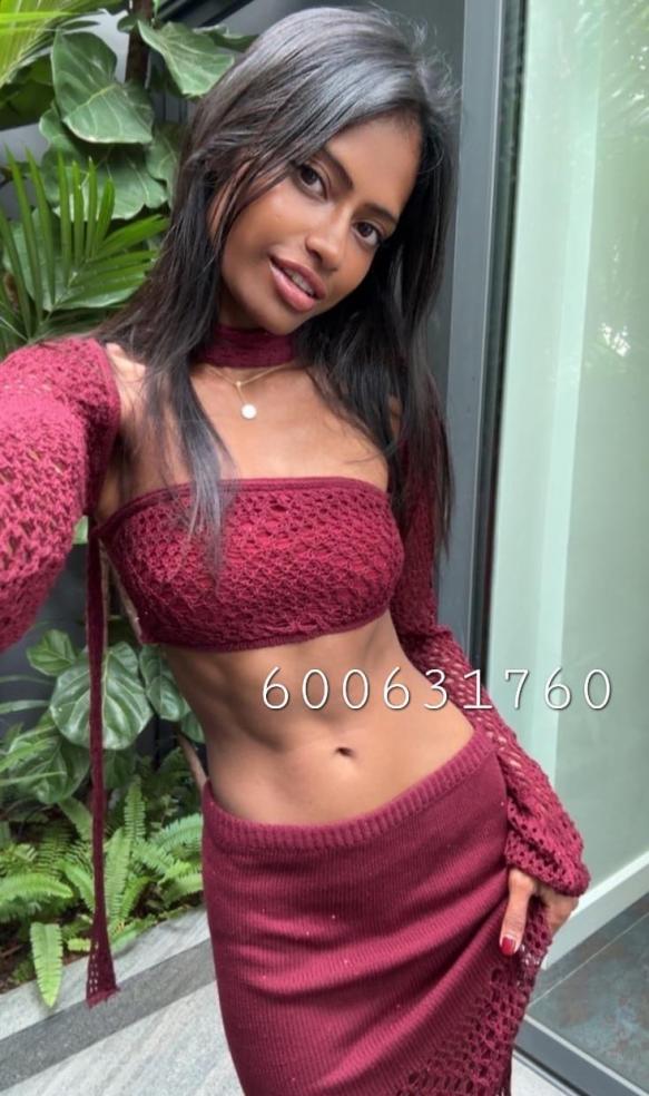 600631760|TANIA|Chica