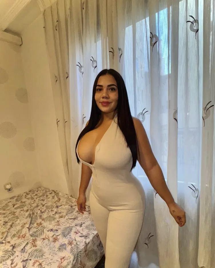 632910457|PAOLA|Chica
