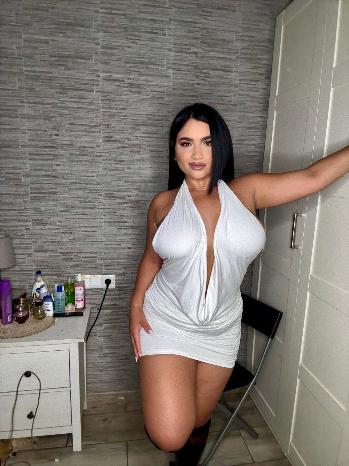 615217087|VALERIA|Chica