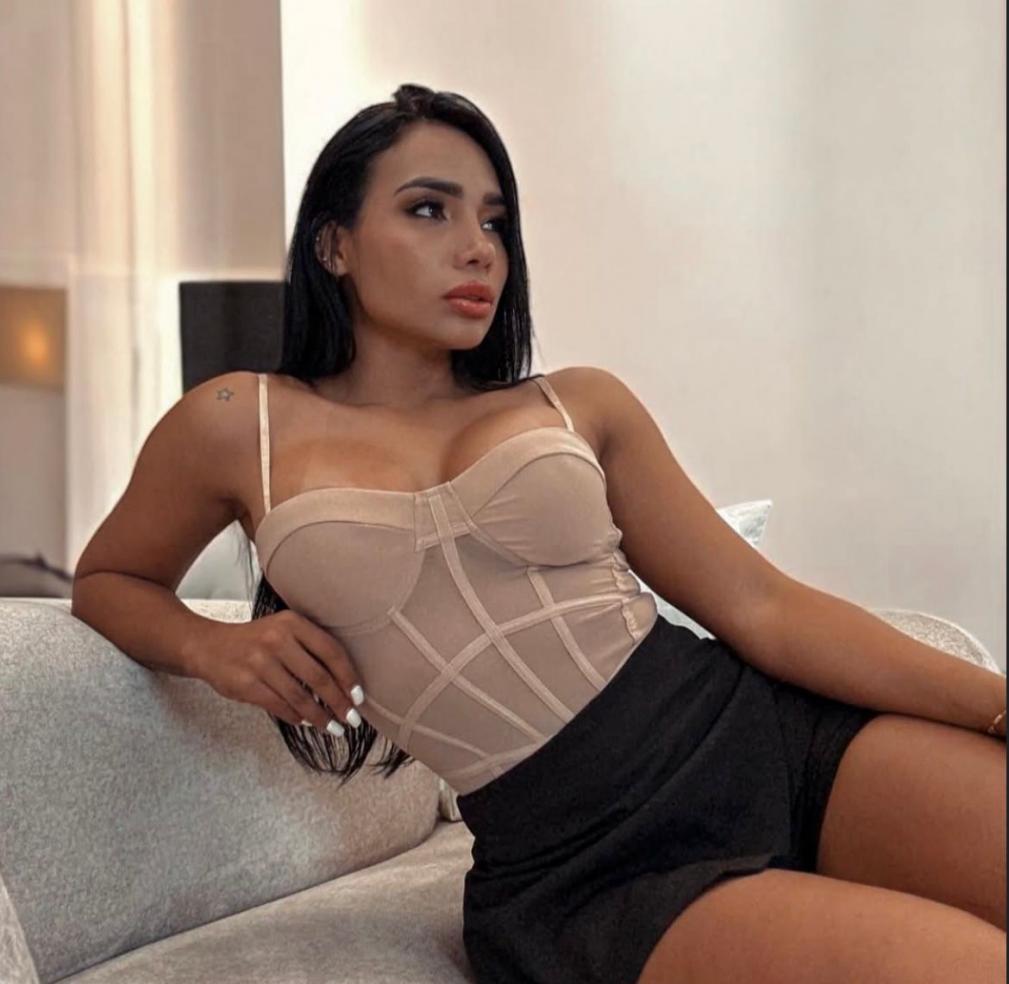 614547665|CAMILA|Chica