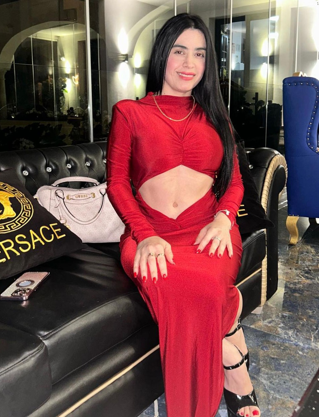 613571103|JULIANA|Chica