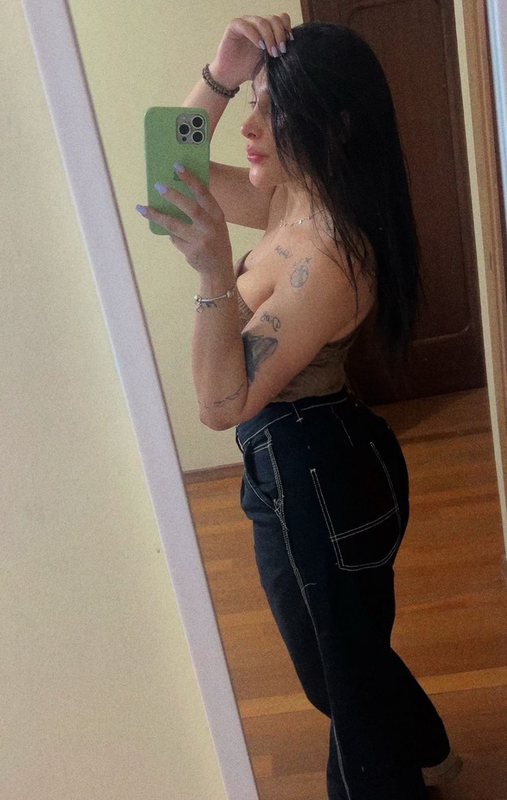 637906916|VALERIA|Chica