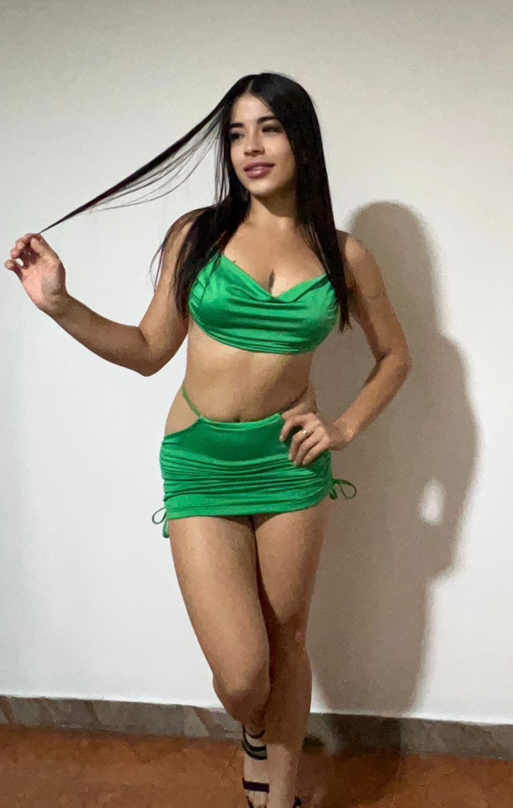 691157708|ALISSON|Chica