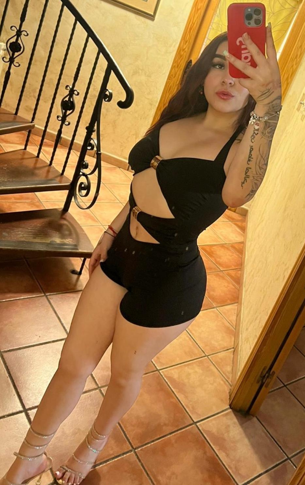 604240778|MIA|Chica