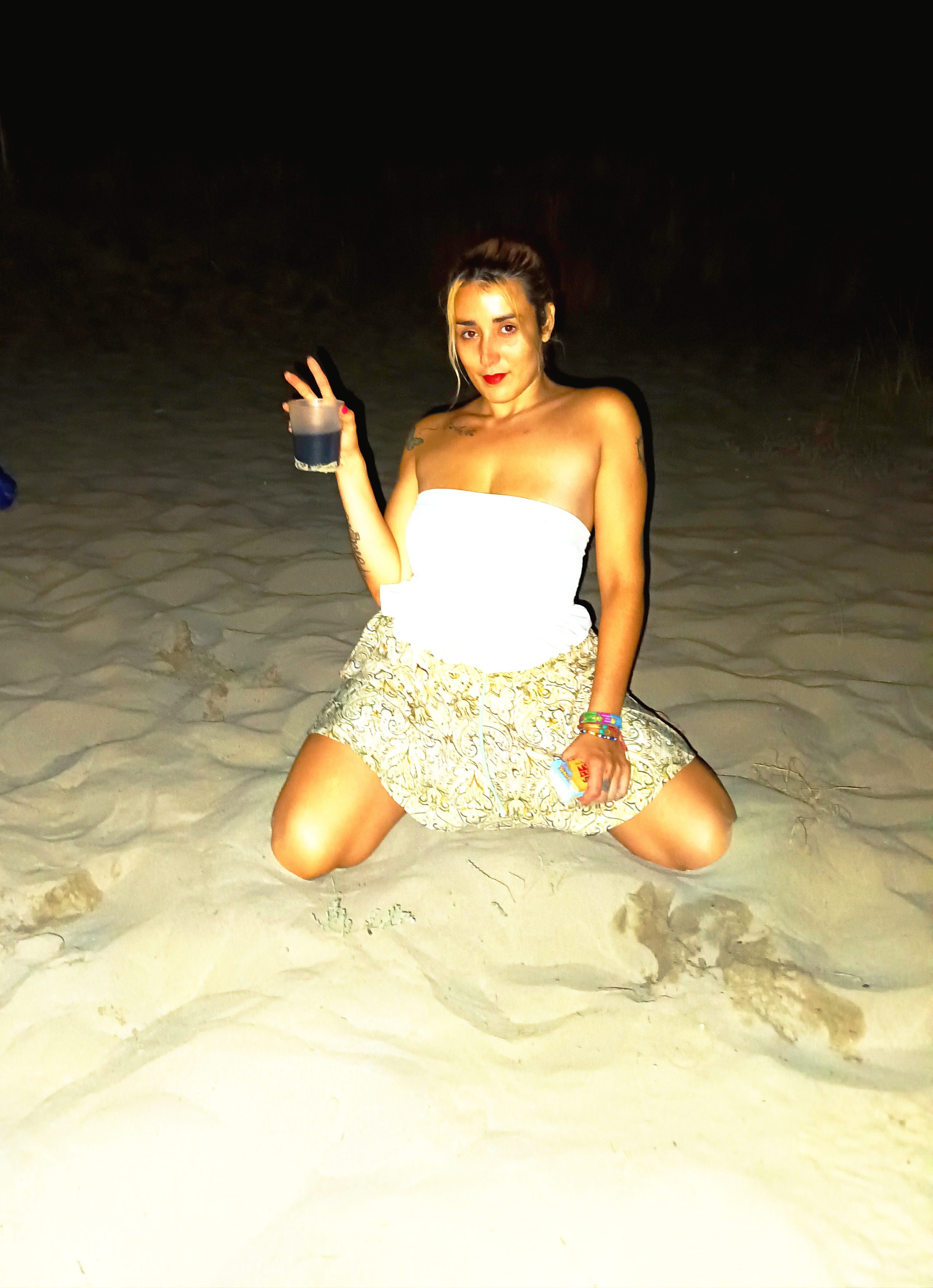 643767242|SARA|Chica