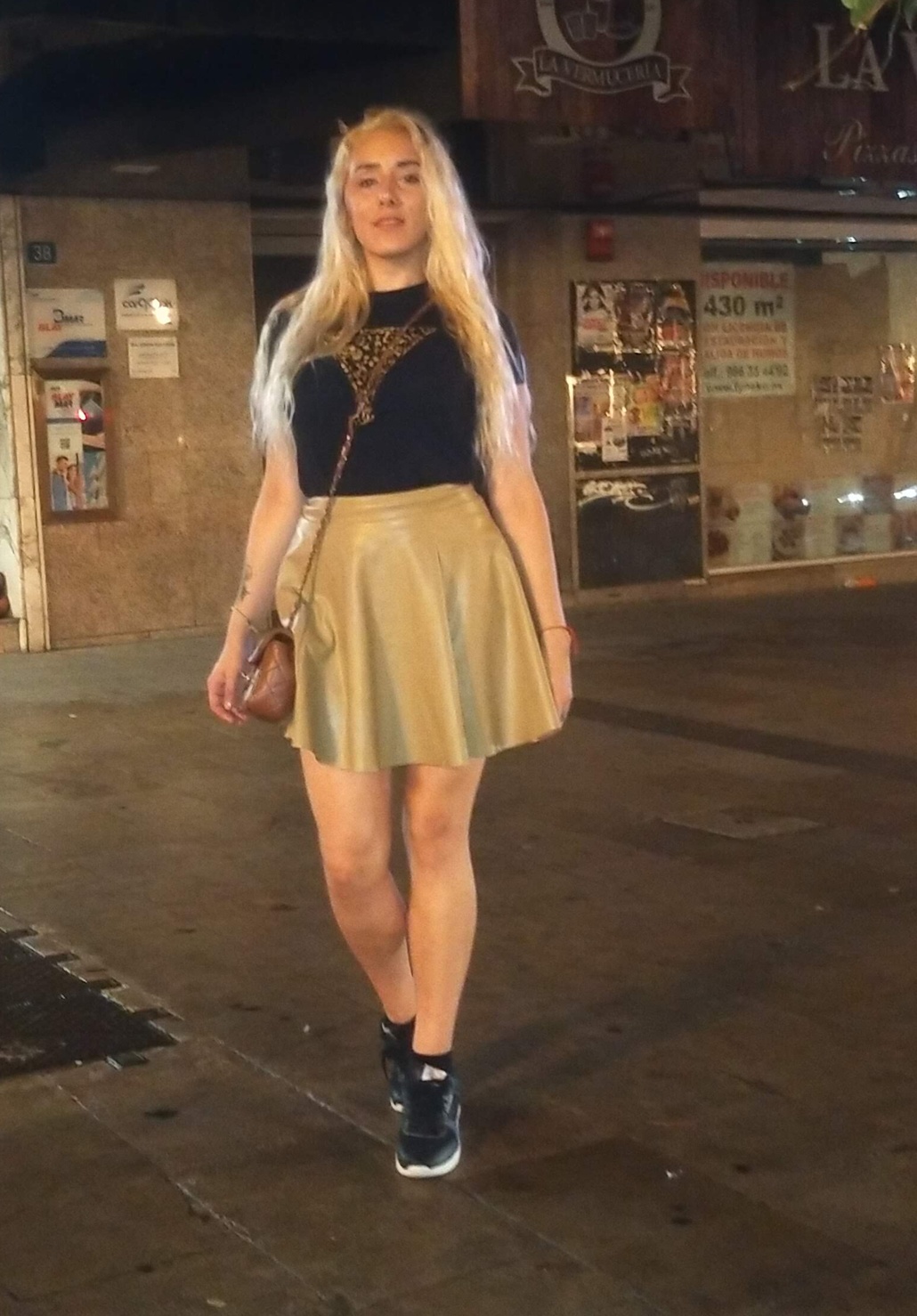 643767242|SARA|Chica