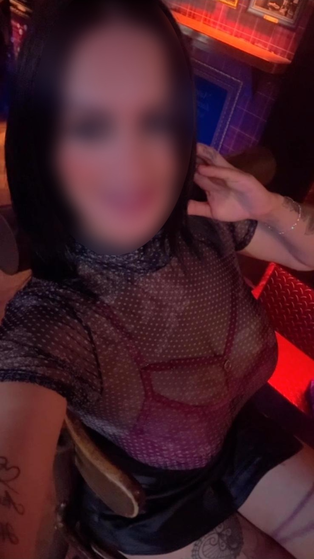614157141|LARA|Escort