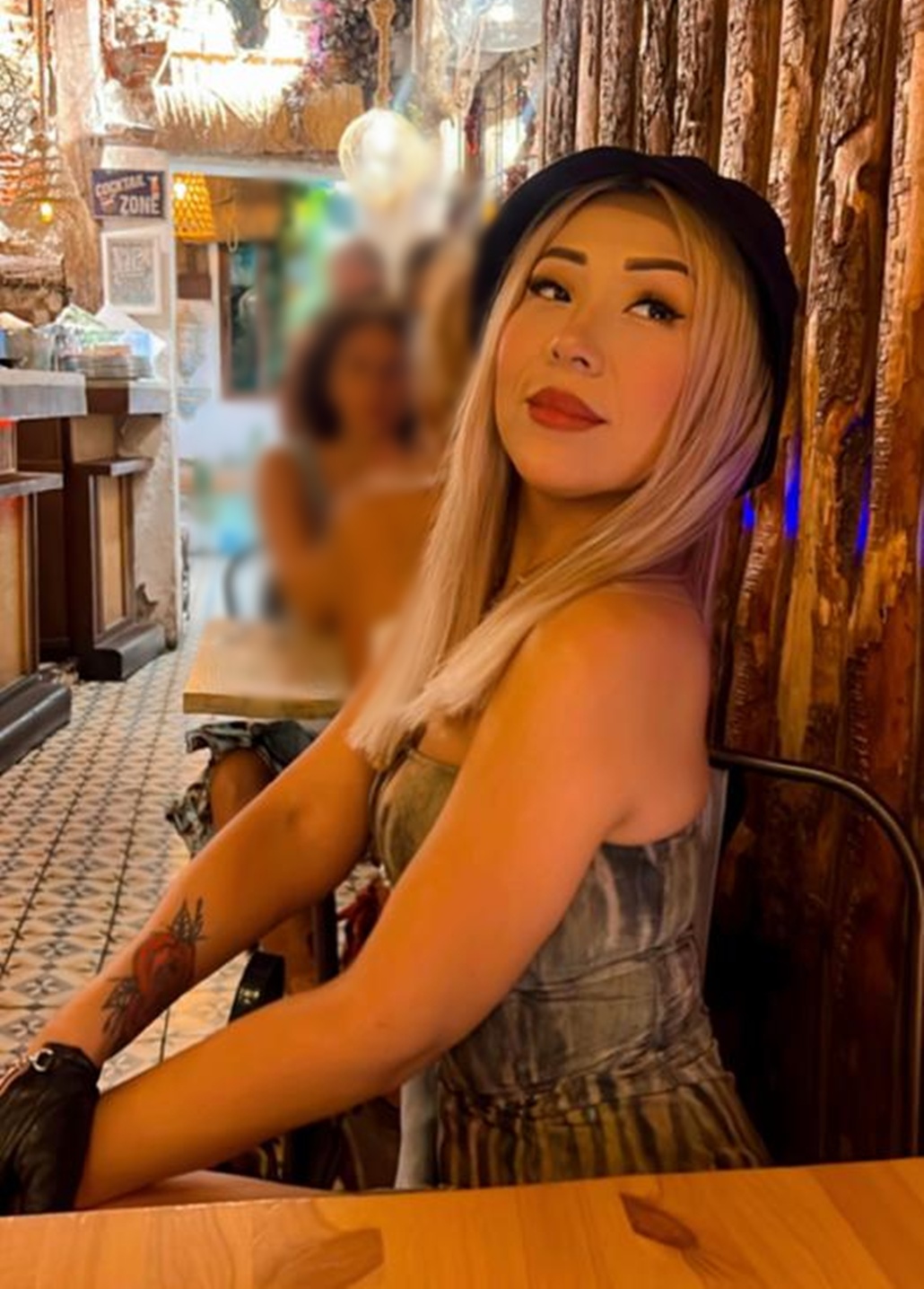 666808974|YURIKO|Chica