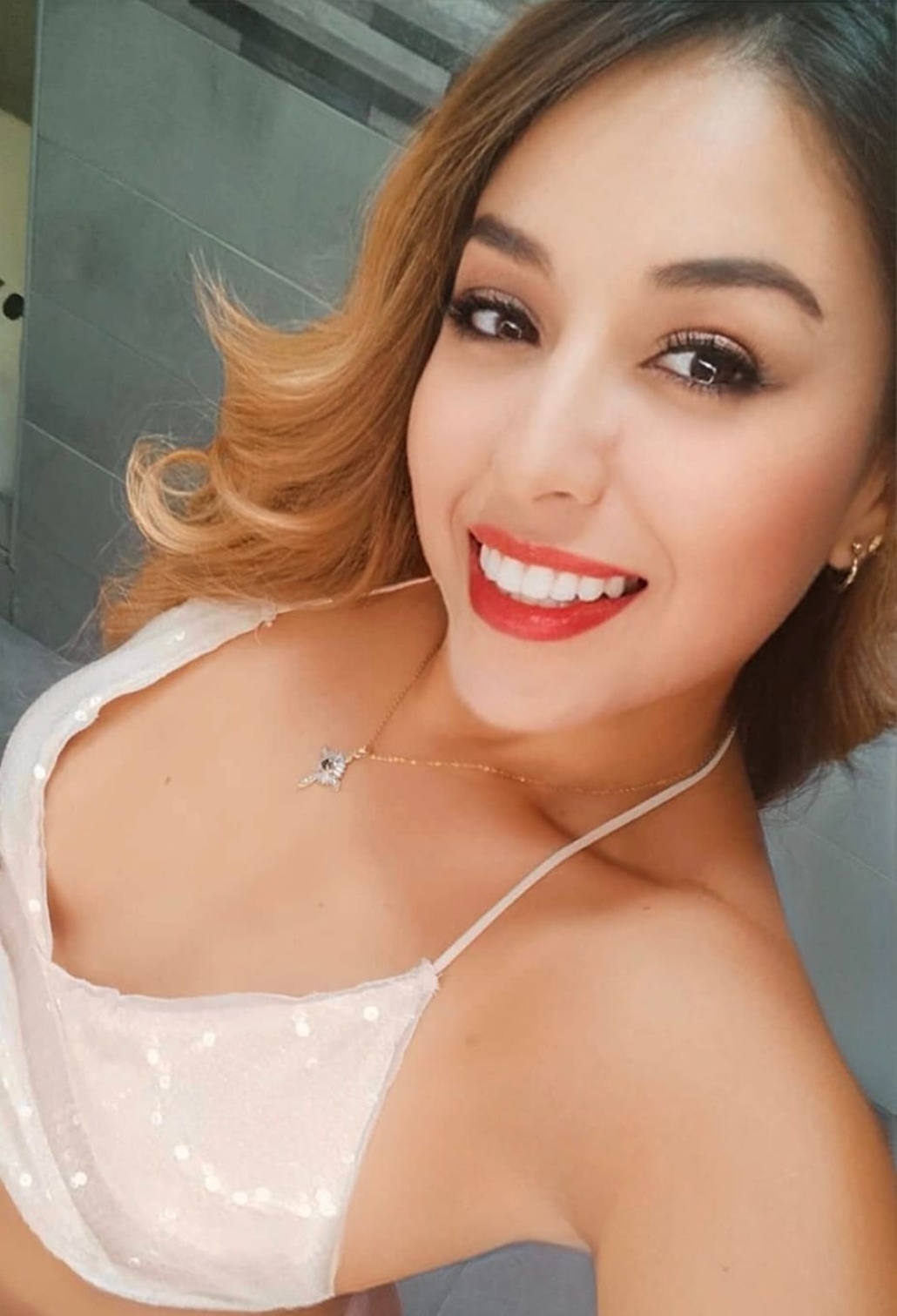 632091085|MIA|Escort