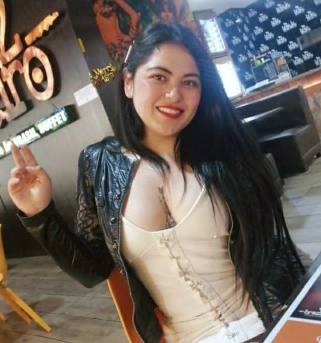 642086055|CAMILA|Chica