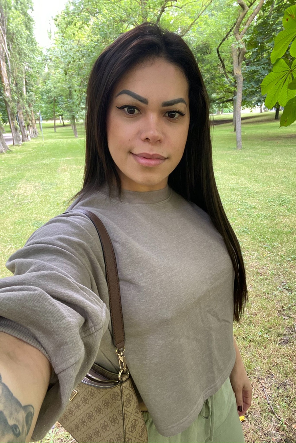 612497858|GISSELY|Transexual