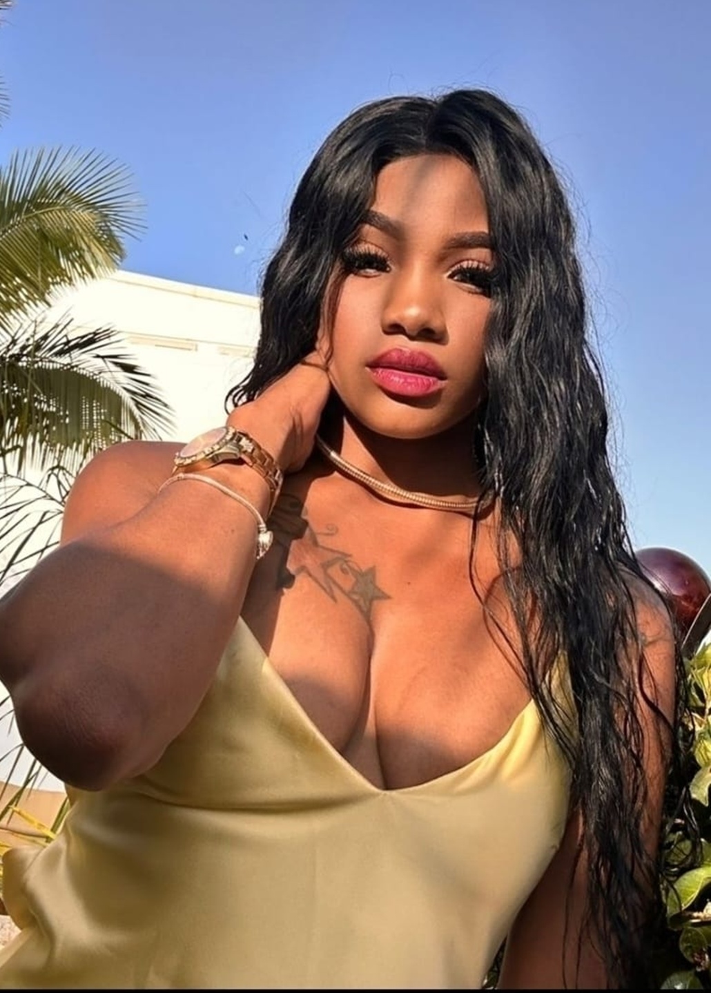680615957|MICHELLE|Chica