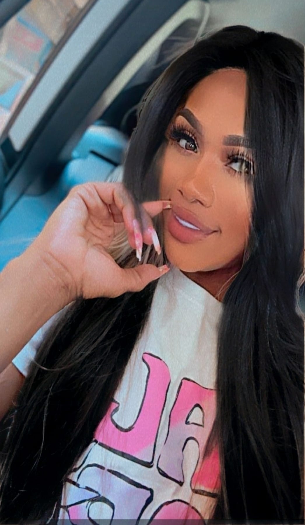680615957|MICHELLE|Chica