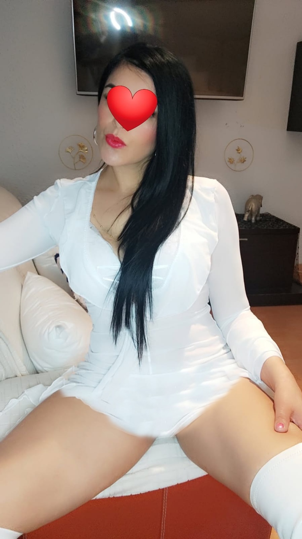 687252630|NATALIA|Chica