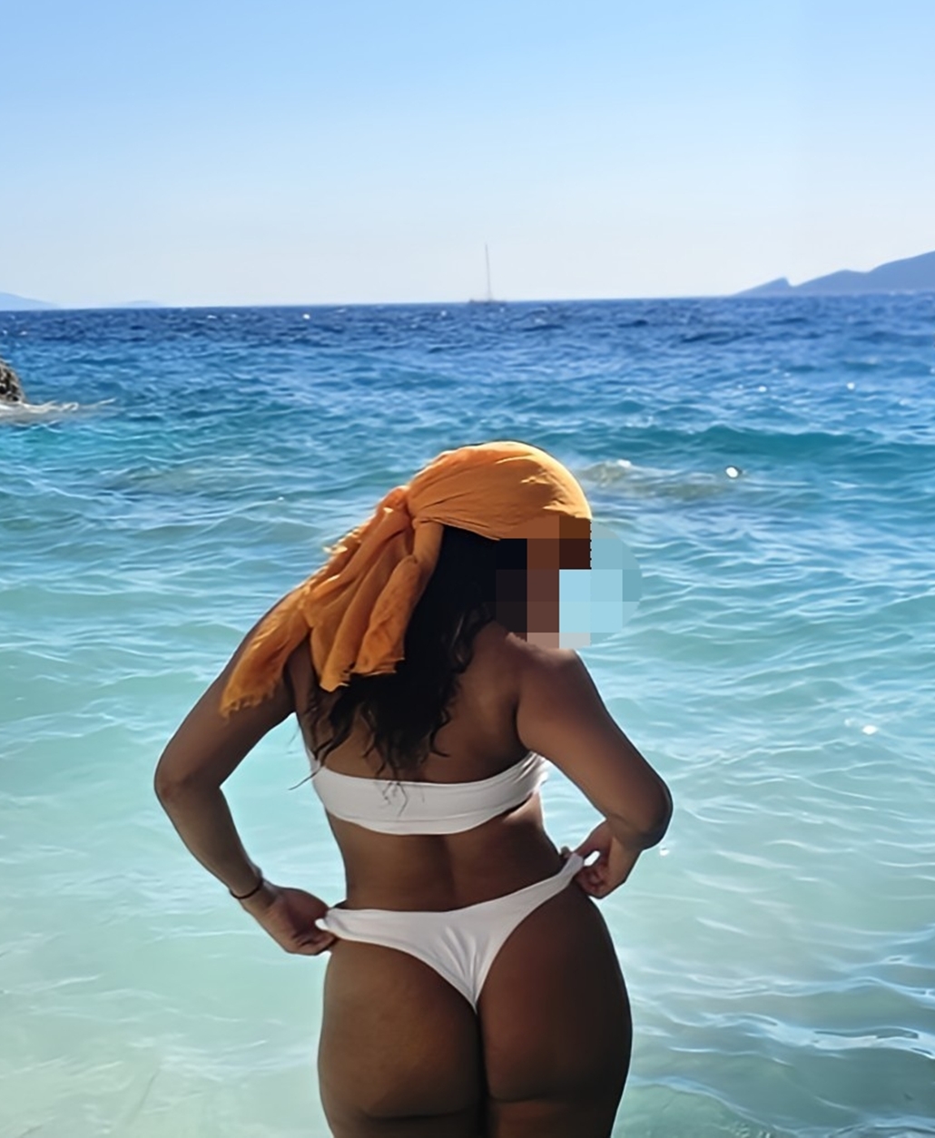 644830149|VELVET|Escort