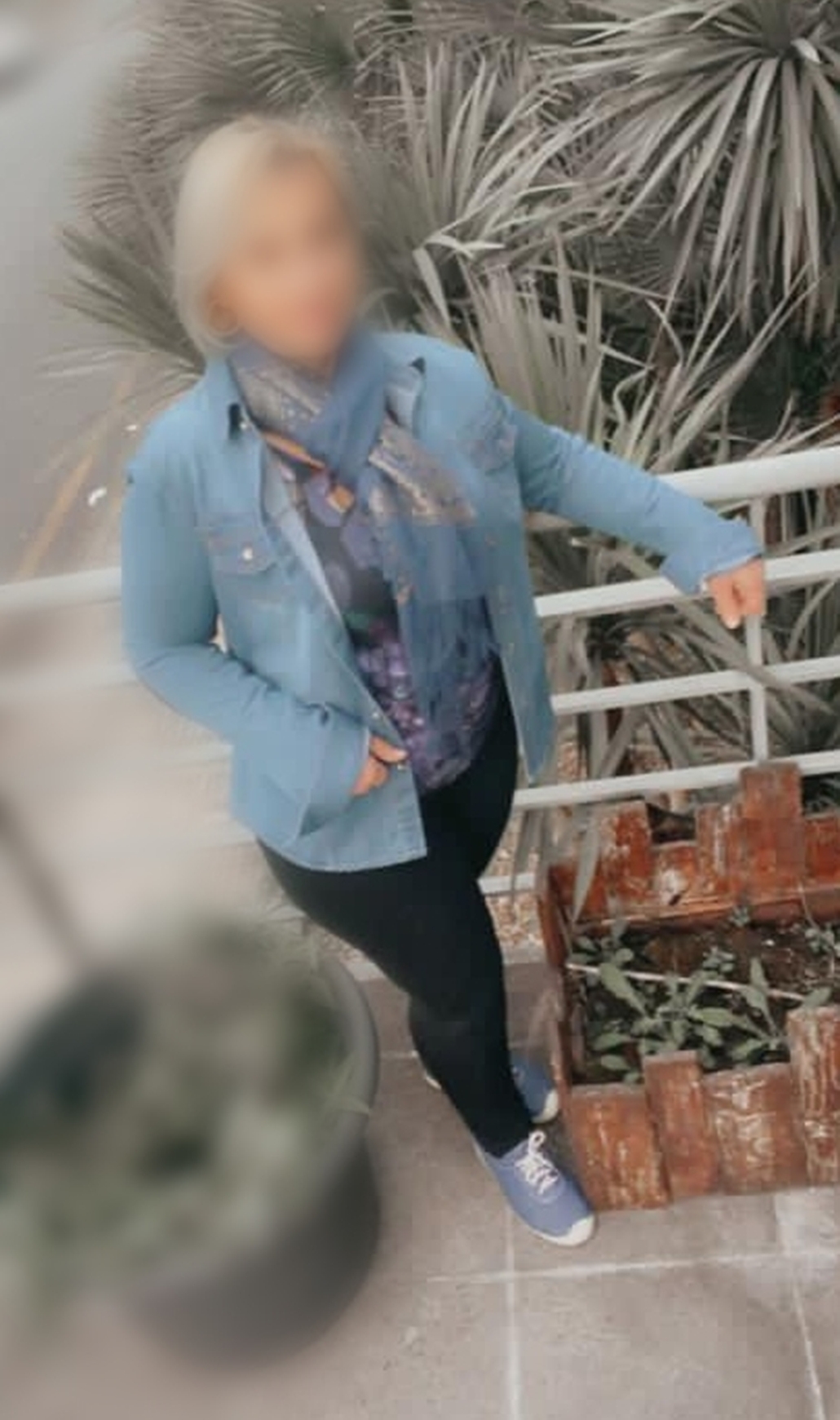 643887212|SILENA|Chica
