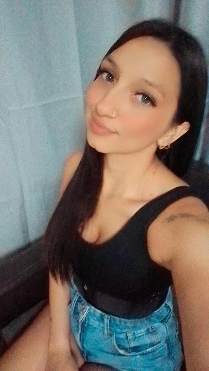 672806123|DAANIELA|Chica