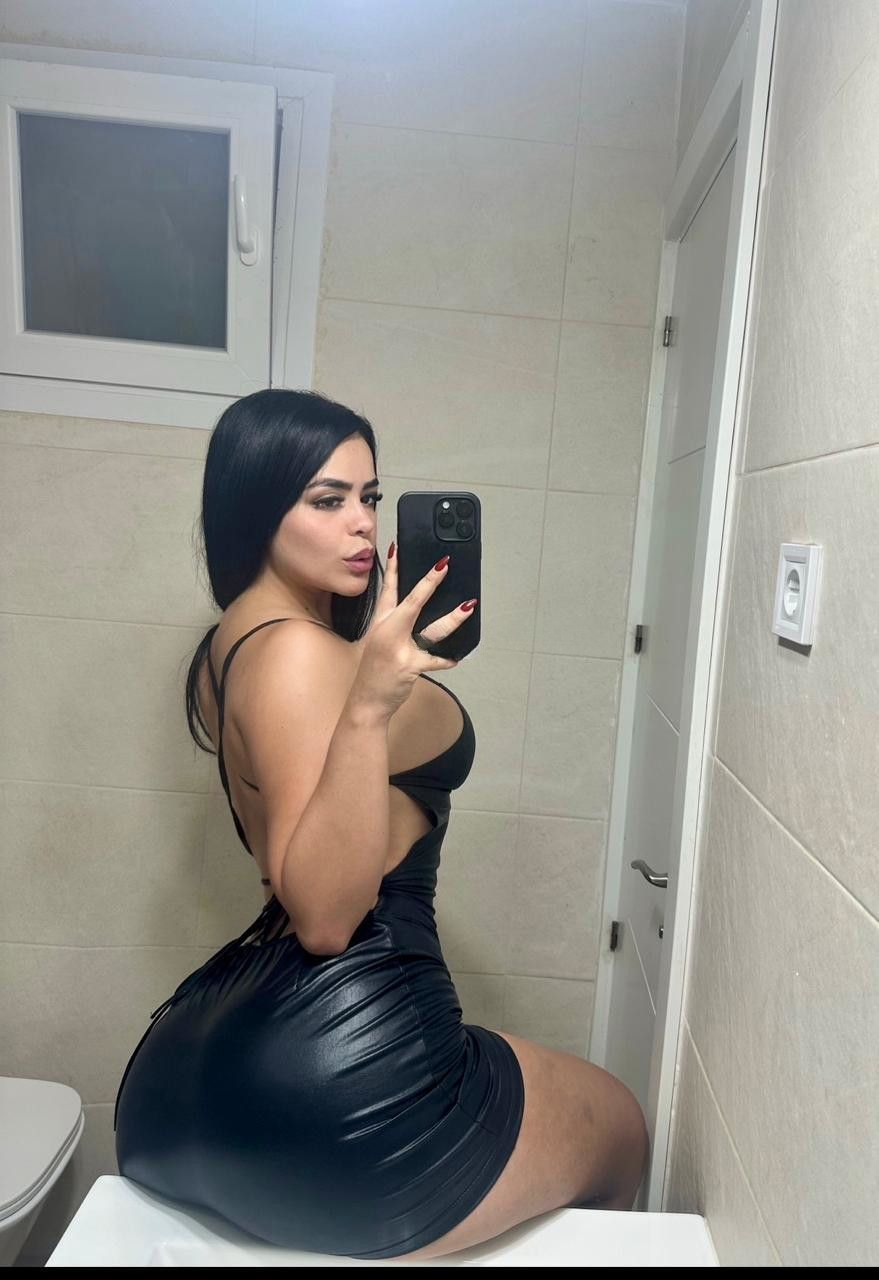 614780754|KENDALL|Chica