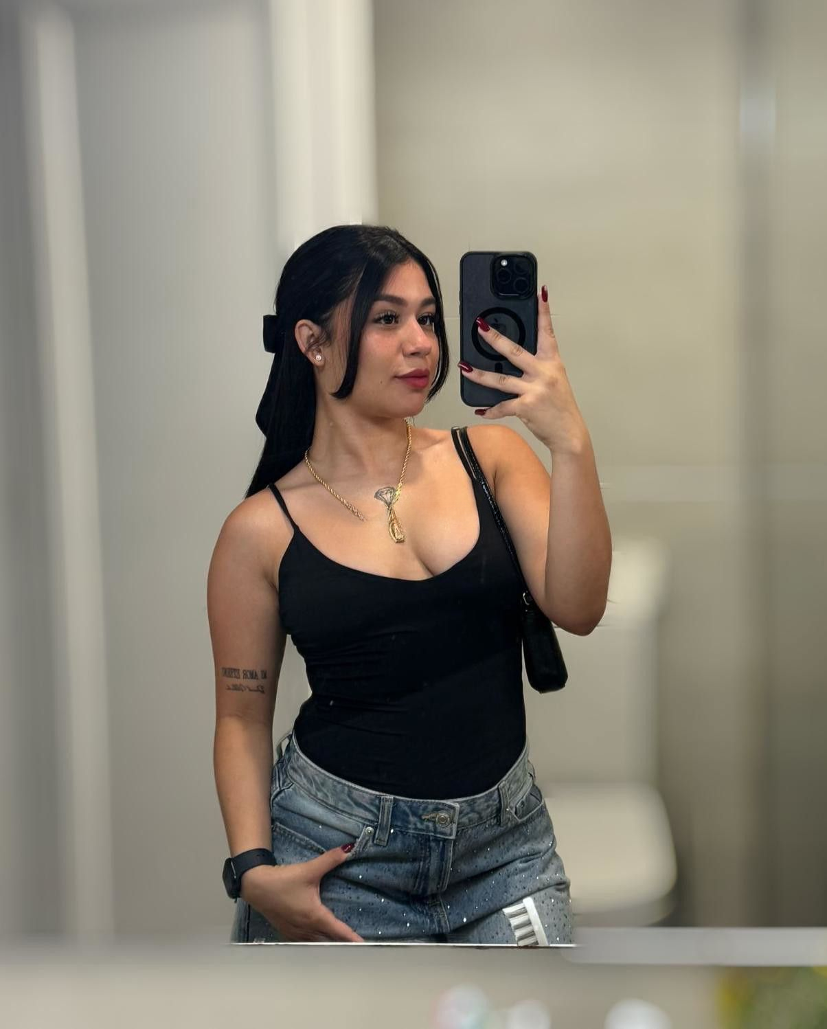 632813947|SARA|Chica