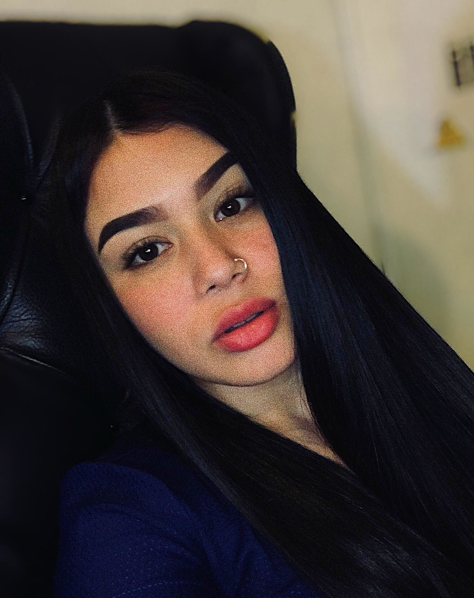 632813947|SARA|Chica