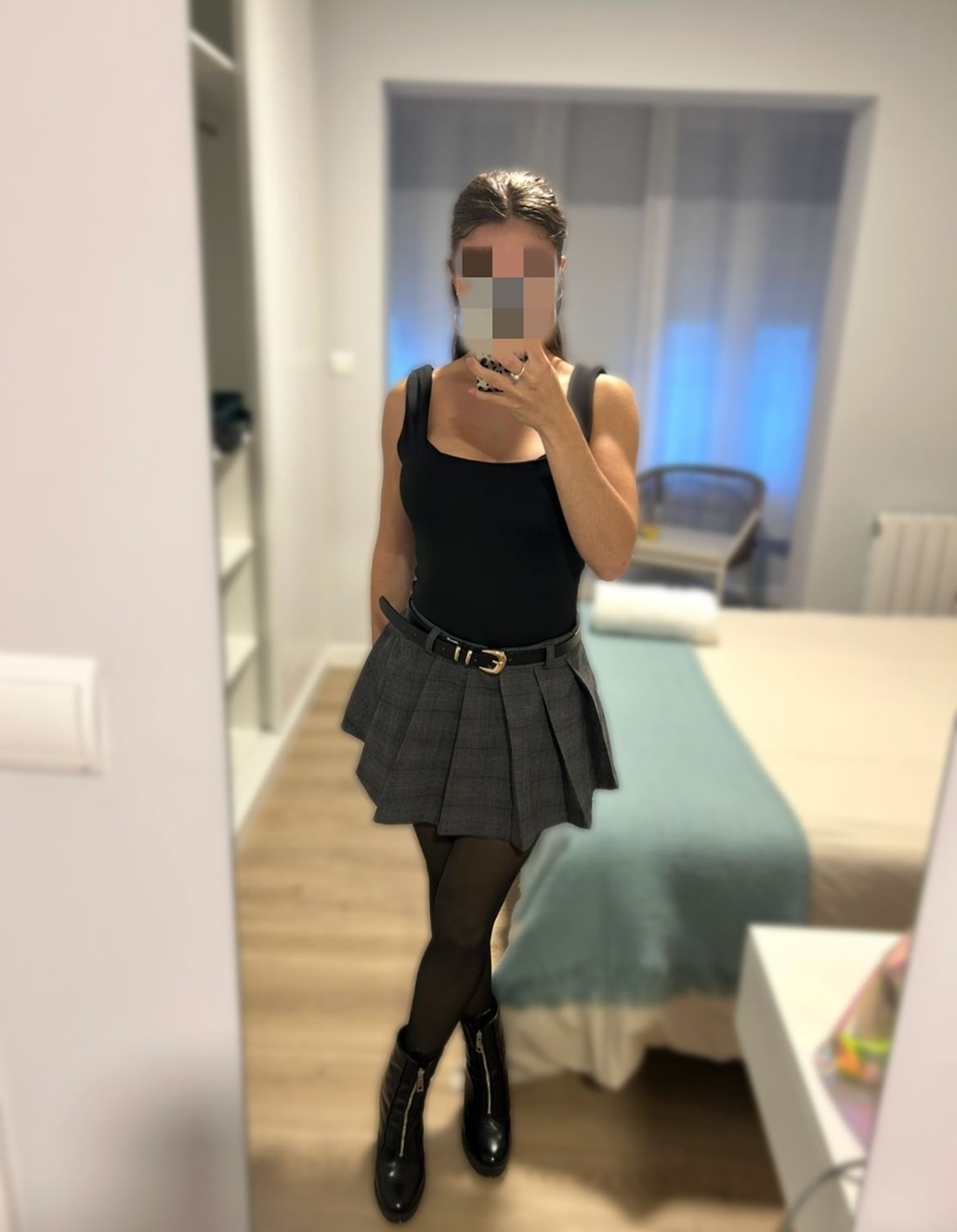 614735613|LIA|Chica