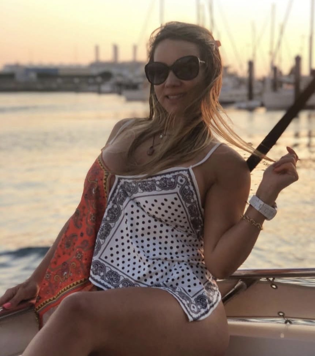 655494420|LUNA|Chica