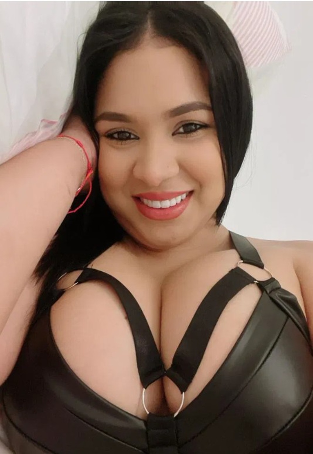 604106635|ALMA|Chica