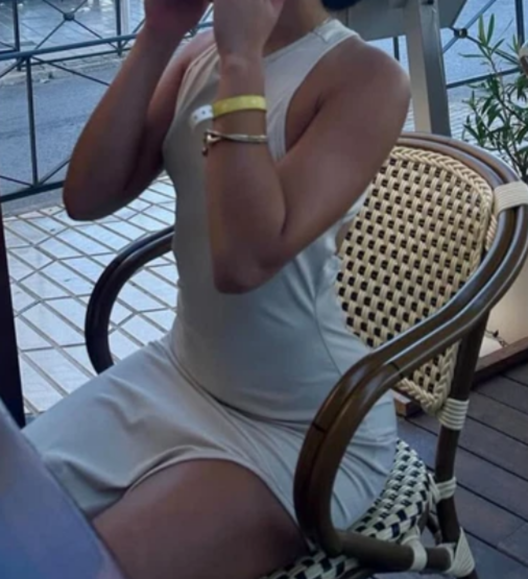 689421438|KATALEYA|Chica