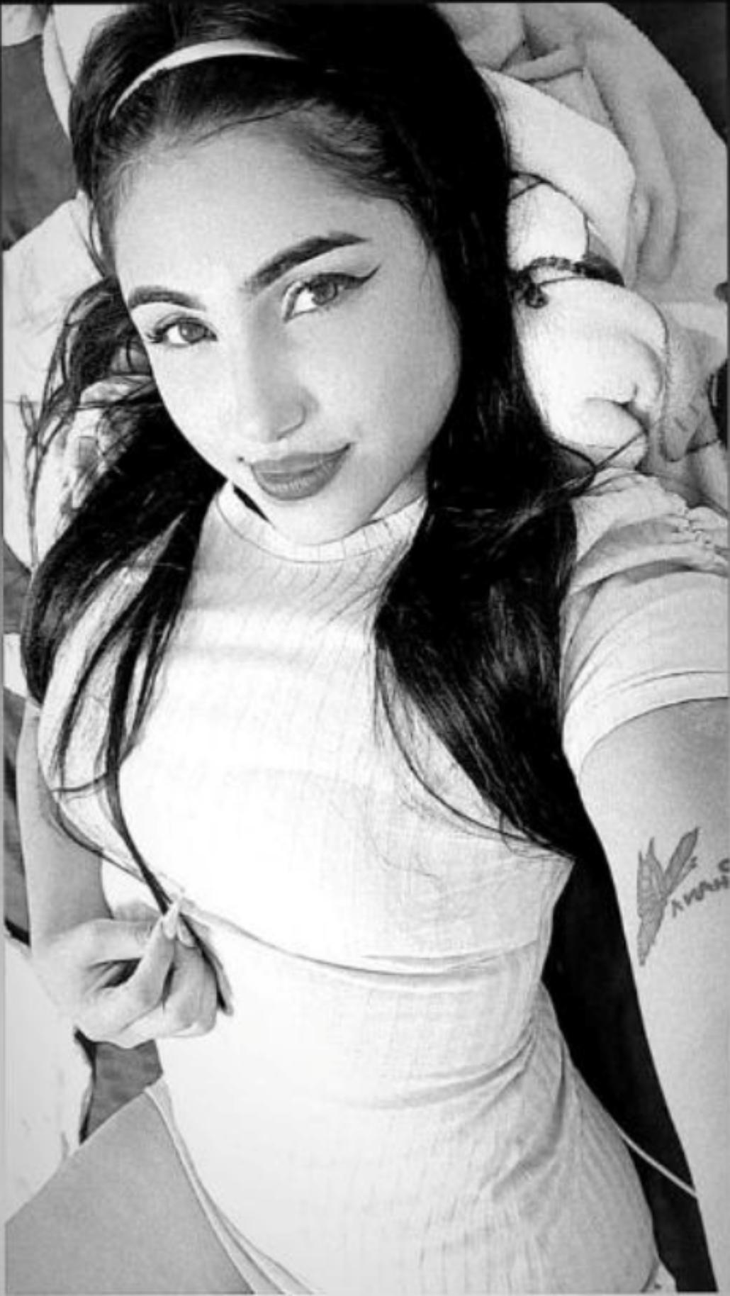 689421438|KATALEYA|Chica