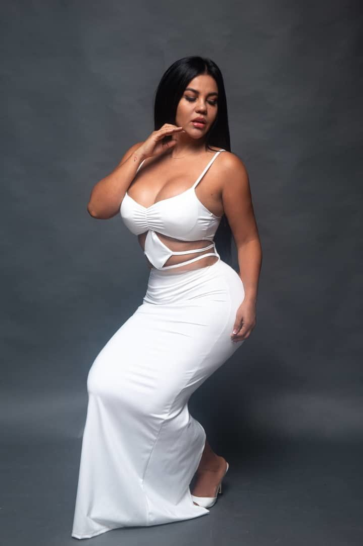 613374928|MADISON|Chica