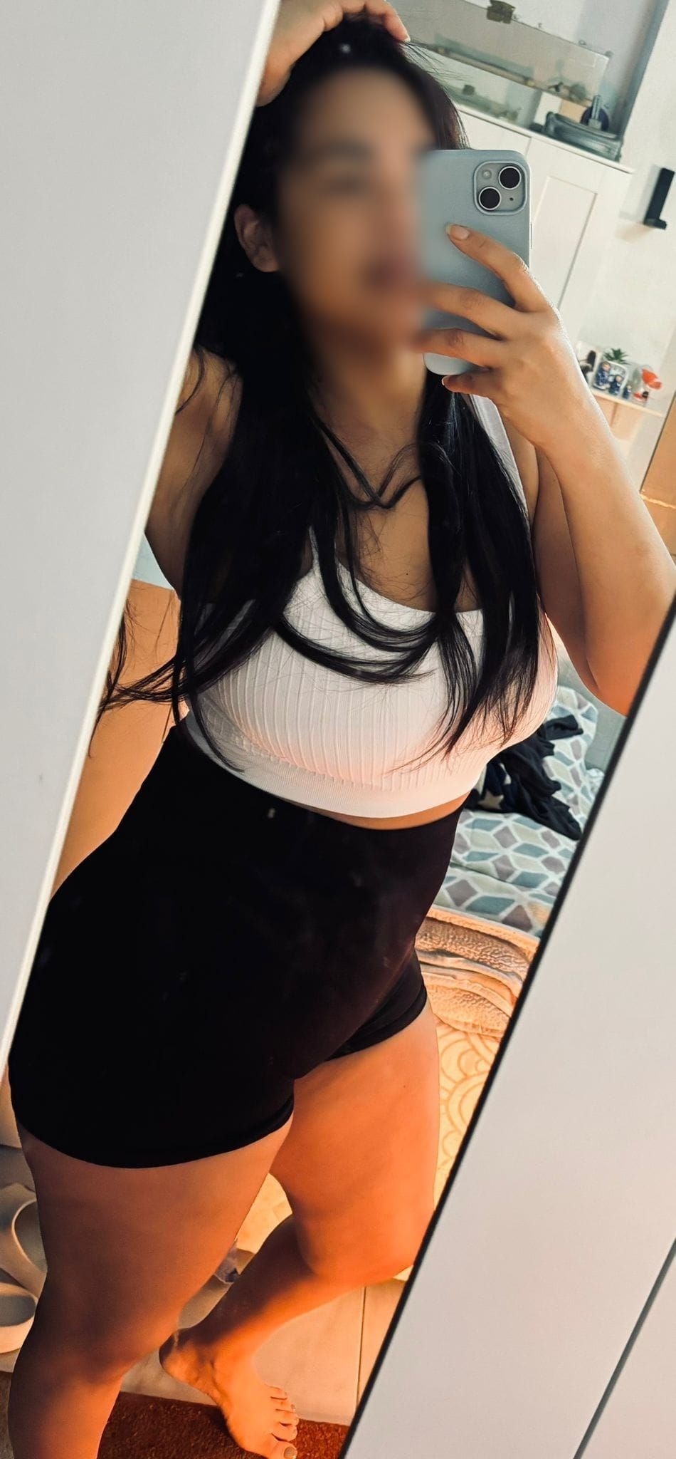642697220|BIA|Chica