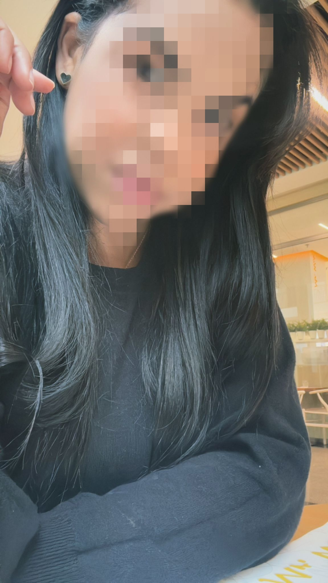 642697220|BIA|Chica